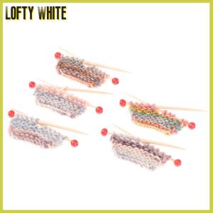 Lofty White 1:12ตุ๊กตาจำลองขนาดเล็กหนาถักเสื้อกันหนาว DIY ตกแต่งอุปกรณ์เสริม