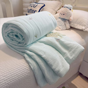 【Super low price】Super Soft Bubble Gauze Summer Blanket Strawberry Embroidery Lightweight Quilts for Adults Kids Skin Friendly Thin Comforter