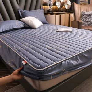 100% waterproof Quilted Cotton Mattress Protector Fitted Bedsheet cover with Flower Design for Single/Double/Queen/King Bed Mattress Topper