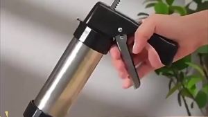 Cookie Press kit with 13 Stainless Steel Discs Cookie Press Kit for Biscuits Cream Piping Melting Bean Baking for Cookies & Decorating (Stainless Steel Black)