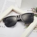 Kacamata Terapi Untuk Minus Dan Silinder Pinhole Glasses Kesehatan Membantu Mengurangi Minus. 