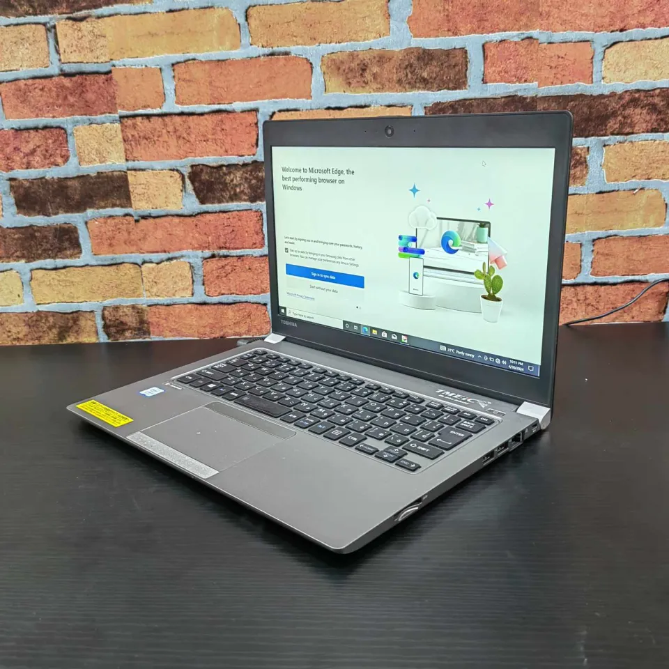 Dynabook R63/H 8世代 i5-8250U 8GB 256GB 楽天市場】TOSHIBA DynaBook R63 第八世代 Core-i5 8250U RAM