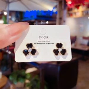 Thanh lịch mạ vàng bông tai Bông tai ngọc trai với thiết kế xoắn hiện đại cho phụ nữ trang sức thời trang tối giản