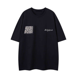 T-Shirt Wanita Lengan Pendek Motif Huruf Inggris - Bahan Ice Silk Tipis Premium 2025  Desain Korea Jepang Oversize Slim Fit  Atasan Kasual Kerah Bulat Nyaman untuk Gaya Streetwear & Instagramable  Kaos Retro Untuk Hangout Santai  Ukuran Besar