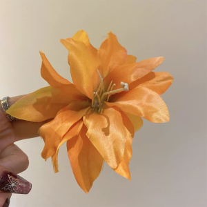 New Simulation Lily Flower Hair Clip Sweet Girl Travel Photo Duck Mouth Clip Hair Accessories