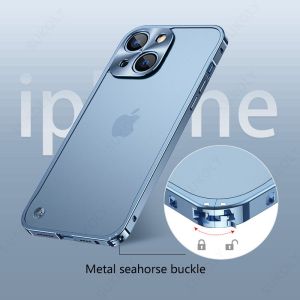 Crashstar kim loại nhôm sang trọng Mờ cứng vỏ điện thoại chống sốc cho iPhone 16 15 Pro Max 14 Pro Max Plus 13 Pro Max 12 Pro Max Vỏ Ốp điện thoại trong suốt có khóa cá ngựa kim loại với ống kính bọc hoàn toàn bảo vệ máy ảnh