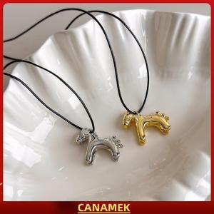 Miễn phí vận chuyển✨ Minimalism men nhỏ giọt men đầy màu sắc Ngựa Mặt dây chuyền dài vòng cổ có thể điều chỉnh áo len chuỗi đơn giản đồ trang sức phụ kiện Quà Tặng