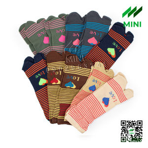 Vớ tất sọc nhiều màu sắc dành cho nữ – Nhiều màu sắc