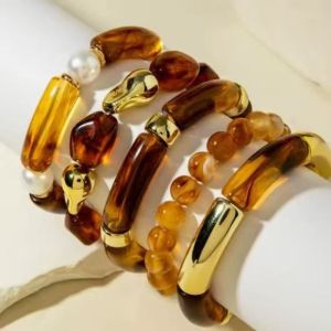 UNMEGONI 5pcs ‌Stackable Beaded Bracelet Set ‌Tortoiseshell Boho Elastic Rope Vintage Handmade Wristband Jewelry Womens Jewelry