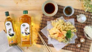 (1 ขวด ขนาด 1.5 ลิตร)  SURINY สุรินี น้ำมันรำข้าว จากรำข้าวหอมมะลิ แกมมา-โอริซานอลสูงถึง 15500 ppm