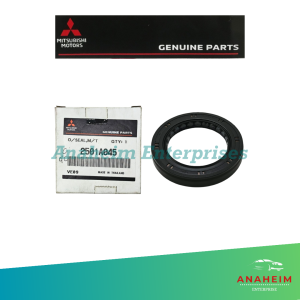 Mitsubishi Montero 2005 - 2015 L200 Triton Strada 2005 - 2015 4x2 Manual Transmission Case Oil Seal