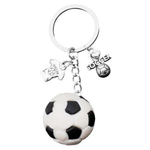 VINTLOOK Creative Soccer Ball Keychain with Jersey Charm and Heart Pendant - Perfect Gift for Sports Fans