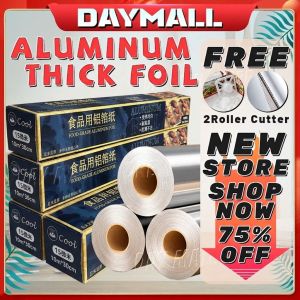 Food-grade aluminum foil roll thickened and heat-resistant 30cm x 10m suitable for baking grilling and roasting in the home kitchen.