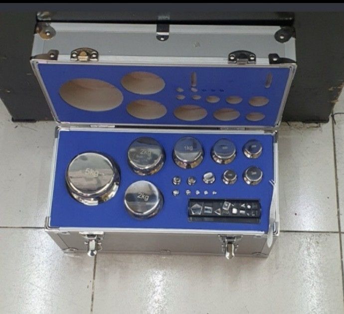 Batu Timbangan 1 Mg - 5 Kg Kelas F1 / Anak Timbangan 1 Mg - 5 Kg F1