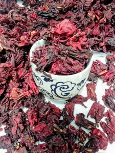 (100 กรัม) ดอกกระเจี๊ยบแห้งแท้ 100% ชากระเจี๊ยบแดง สมุนไพรลดความดัน ลดน้ำตาลในเลือด แพ็คใหญ่คัดเกรดดี