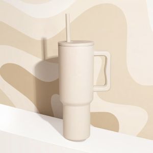 แก้วเก็บความเย็นสเตนเลสแท้ 30 ออนซ์ มีหูจับและฝาหลอด เก็บความร้อนและความเย็นได้นาน แก้วสเตนเลสขนาดเล็ก พกพาสะดวก