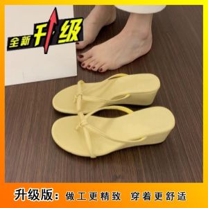 [Free Shipping] New Style Wedge Sandals Thick-Soled Comfortable To Wear And Designed For Women To Wear Outdoors In Summer