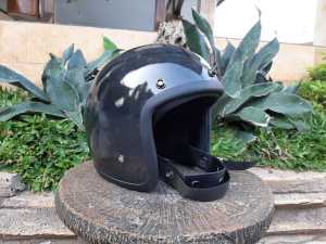 Helm slim head hitam raw terbaru