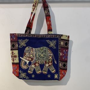 Túi thổ cẩm đeo vuông phối siêu đáng yêu kích thước 34 cm x 43 cm