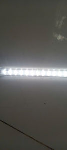 Đèn led thanh 80cm dùng điện trực tiếp 220v trang trí kệtủ trưng bầy