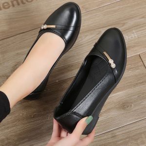 Comfort Leather Flats for Women Non-Slip Walking Shoes Lightweight Supportive Slip Ons