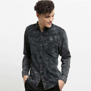 Cara Menjaga Kemeja Jeans & Denim Lengan Panjang Pria