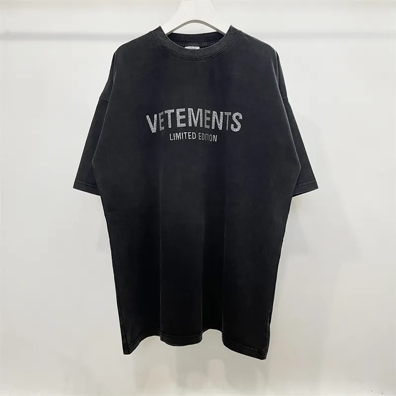 VETEMENTS Men, Luxury & contemporary fashion