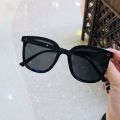 Kacamata Wanita Pria Anti Sunglass Dengan Fashion Sunglasses / kacamata hitam. 
