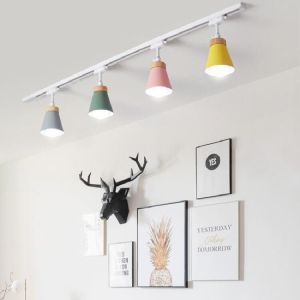 Nordic Modern Led Track Lights E27 Screw Track Light 220V Spotlight for Clothing Store Art Exhibition