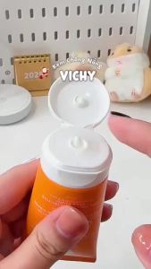 Kem chống nắng vật lý Vichy SUN CREAM SPF50+ PA++++ Dung Tích 50ml