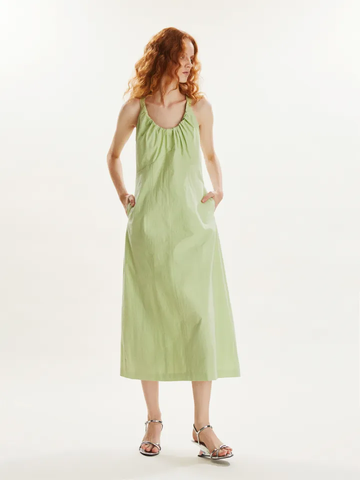 fiona apple green dress Great Outfits in Fashion History: Fiona Apple in a Trippy Thierry Mugler Dress