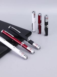 【工厂直发】激光笔红外线USB充电款手电筒镭射笔红光绿光售楼笔【Factory Straight Hair】Laser pointer infrared USB rechargeable flashlight laser pen red light green light sales pen