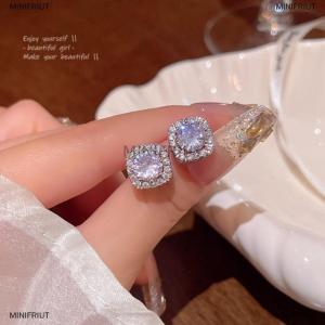 [COD] MINIFRIUT Classic Micro-Inlaid Super Shiny Square Earrings For Women Simple And Cool Style Earrings