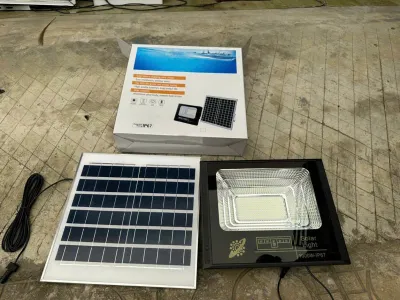 BẢO HÀNH 2 NĂM DÂY 5M- Đèn led năng lượng mặt trời ngoài sân và trong nhà 500W 700W 1000W siêu sáng 15000mAh Đèn pha Led năng lượng mặt trời pha 500W Solar Chip Led Siêu Sáng chống nước tuyệt đối