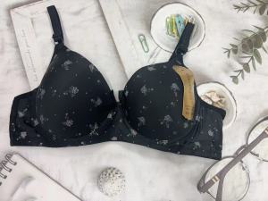 เสื้อในแฟชั่น มีโครงมี2ตะขอ(ของส่งจากไทย)