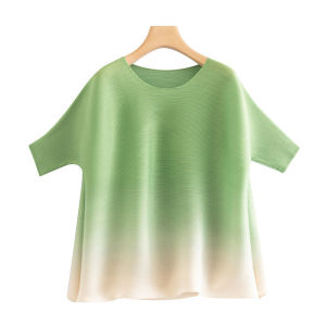 [คุณภาพ NOVA] Miyake เสื้ออัดพลีทไล่ระดับสีสวย❤เสื้อเชิ้ตธรรมดาลดอายุแฟชั่นฤดูร้อนเสื้อยืดใส่ได้กับทุกชุดทรงหลวมขนาดเล็กใหม่ปี2022