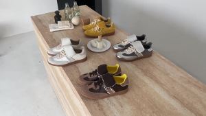 Giày thể thao nữ da thật retro Forrest Gump lưỡi dài của Trung Quốc giày đế dày màu trắng mùa xuân giày thể thao thoải mái