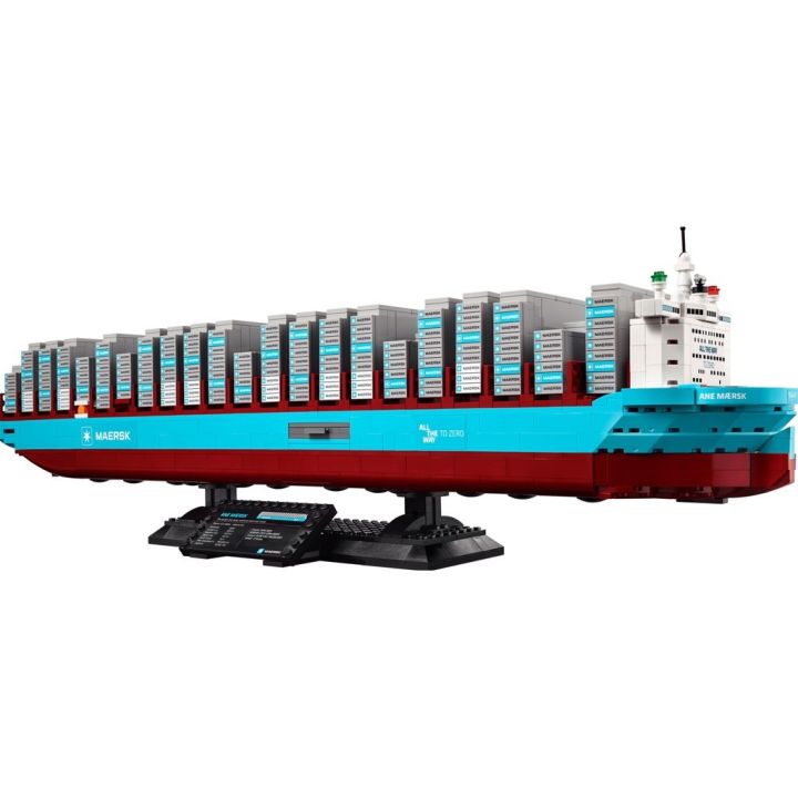 LEGO%2040955%20Maersk%20Dual-Fuel%20Container%20Vessel%20%7C%20LEGO%20Creator%20-%20Image%205