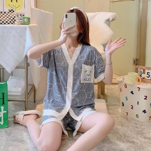 Bộ Pyjama Cổ V Kẻ Sọc Viền Bộ Ngủ Nữ Siêu Dễ Thương Cực Xinh