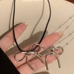 Summer Simple Bow Sweater Necklace New Style Trendy Necklace Light Luxury High-End Clavicle Chain Fashion Jewelry Accessories