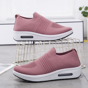 Korean Slip On Shoes For Women: Lightweight & Comfortable Options