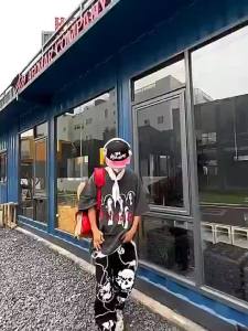 ลายหัวกะโหลก เทรนด์ใหม่ กางเกงยีนส์หลวมสไตล์อเมริกันสำหรับผู้ชาย กางเกงยีนส์แฟชั่นสำหรับผู้ชาย ทรงตรง กางเกงฮิปฮอปหลวม กางเกงลำลองสตรีทสูงสำหรับผู้ชาย กางเกงขากว้างวินเทจสำหรับผู้ชาย