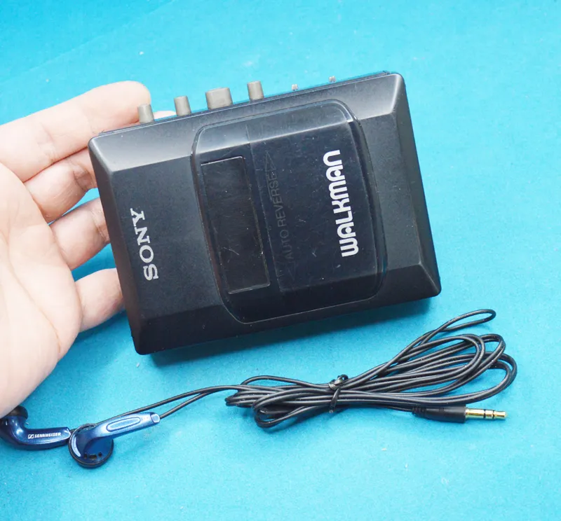 Sony Walkman WM-A26/B26 Auto Reverse Portable Cassette Player