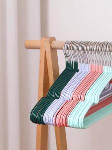 Plastic Dipped Seamless Design Clothes Hangers with Non - Slip Grip | Barangan Berkualiti Reka Bentuk Praktikal Mudah Guna