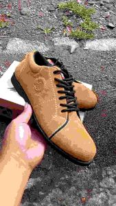 SEPATU KULIT SUEDE ZURRU