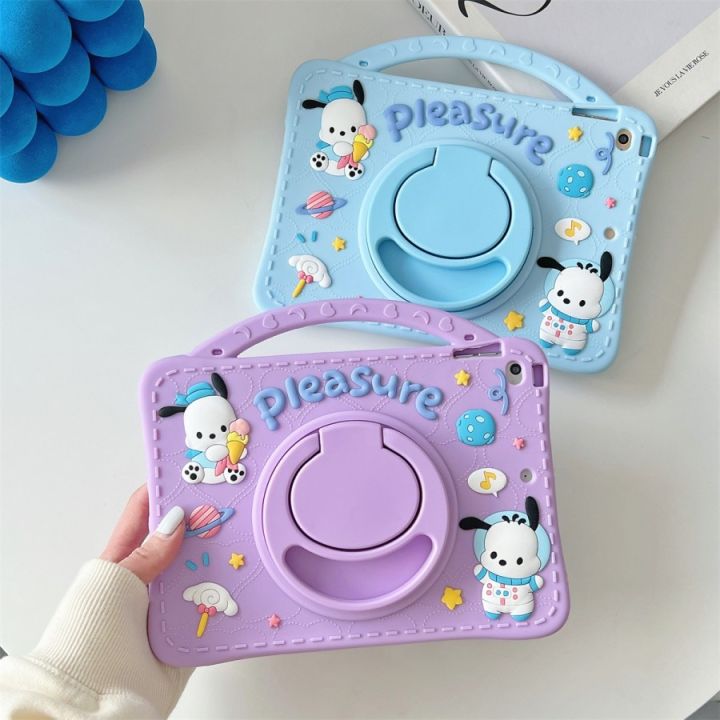 Softcase%20With%20Pencil%20Slot%20Rotate%20Cover%20IPad%20Gen%207%207th%202019%208%208th%202020%209%209th%202021%2010.2%20inch%20Soft%20Case%20Kesing%20Putar%20Anak%20Karakter%20Kartun%20Lucu%20Pochacco%20-%20Image%204