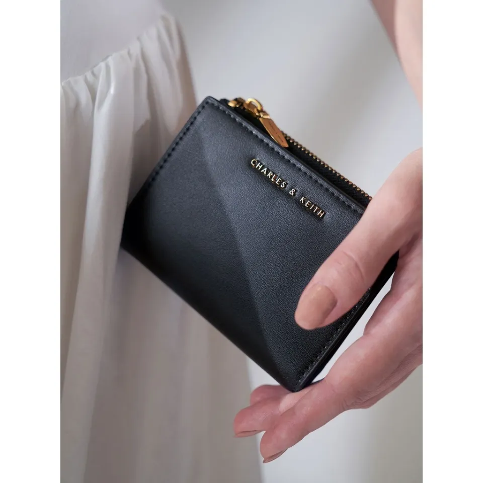 NOV】 2022 K026 Msia Ready Stock✓Charles and Keith Zipper Card