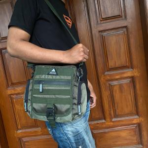 Tas Selempang Pria Sling Bag Keren Dengan Kualitas Terbaik dan Murah