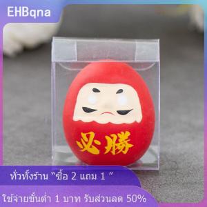 [COD] EHBqna KITCHEN งานฝีมือตุ๊กตาดารุมะเซรามิกญี่ปุ่นการตกแต่งความมั่งคั่งที่ได้รับแรงบันดาลใจจากความมั่งคั่งเครื่องรางนำโชคเครื่องประดับโชคลาภภูมิทัศน์การตกแต่งโต๊ะทำงานในบ้านอุปกรณ์ของขวัญขนาดเล็ก