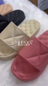 Marco  น่ารักลําลอง กันลื่น แฟชั่น สีลูกกวาด รองเท้ายางeva 3cmพื้นหนา รองเท้าใส่ในบ้าน MH9007 รองเท้าแตะผู้หญิง